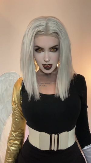 Video post by @ember.w0lf on TikTok