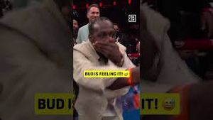 Video post by @daznboxing on YouTube