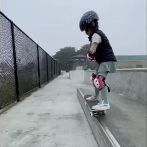 Image post by @skatelikeagirlsfbay on Instagram