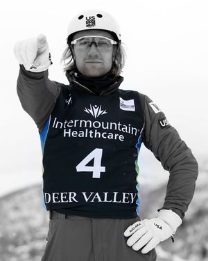Image post by @usskiteam on Twitter