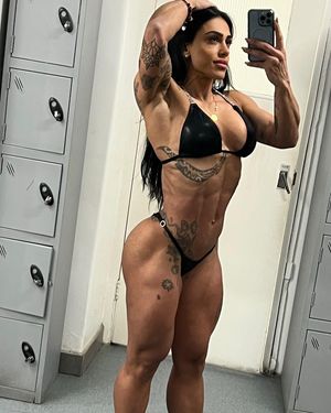 Image post by @figen.sahin_ifbbpro on Instagram