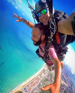 Image post by @maceio.paraquedismo on Instagram