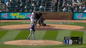 Video post by @twinstv on Twitter