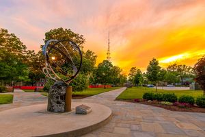 Image post by @miamiuniversity on Twitter