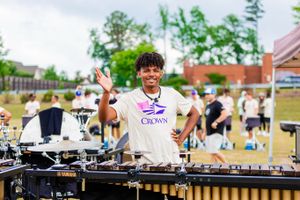Image post by @carolinacrown on Instagram