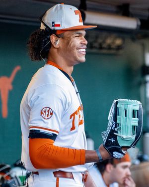 Image post by @texasbaseball on Instagram