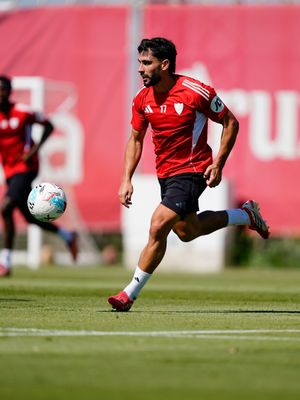 Image post by @sevillafc on Instagram