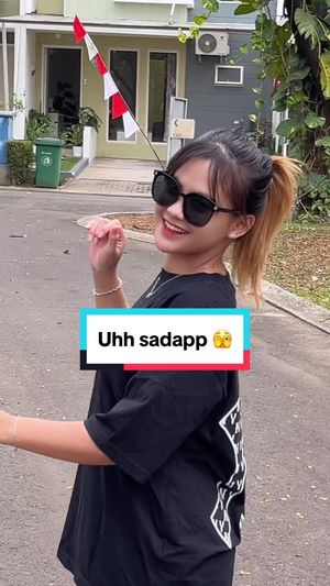 Video post by @rinarstn on TikTok
