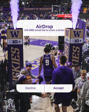 Image post by @uw_mbb on Instagram