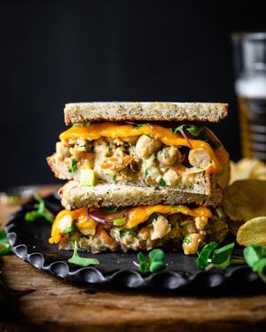 Image post by @crowded_kitchen on Instagram
