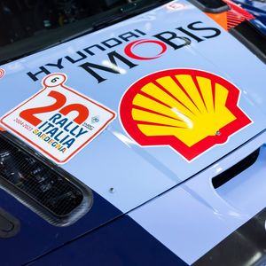 Image post by @shellmotorsport on Instagram