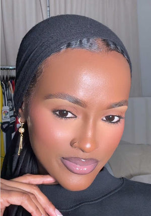 Video post by @doseofkhadija on TikTok