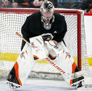 Image post by @goaliesonly on Instagram