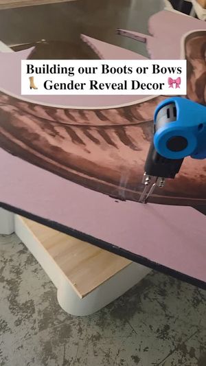 Video post by @Heather's Balloon Boutique & Decor on Facebook