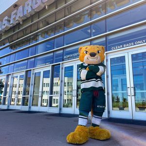 Image post by @iowawild on Instagram