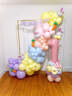 Image post by @partyup_balloons_by_melissa on Instagram