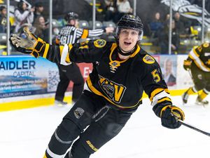 Image post by @lathanuelf_photos on Instagram