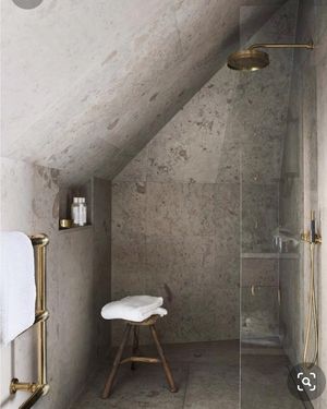 Image post by @aureliehemar on Instagram