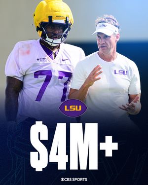 Video post by @cbssportscfb on TikTok
