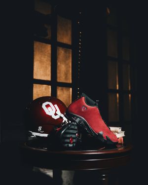 Image post by @ou_football on Instagram