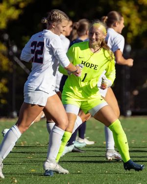 Image post by @hopewomenssoccer on Facebook