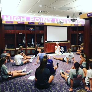 Image post by @hpuwlax on Instagram
