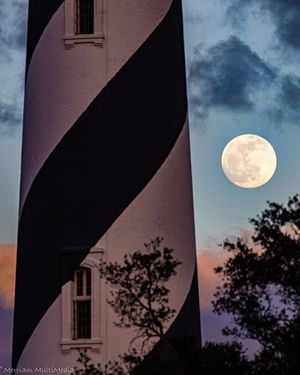 Image post by @stauglighthouse on Instagram