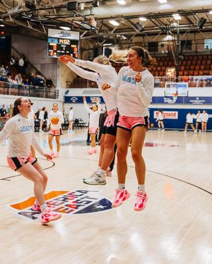 Image post by @blackbearswbb on Instagram
