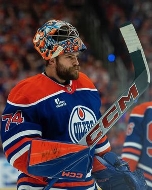 Image post by @nhlde on Instagram