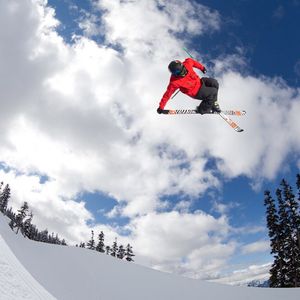 Image post by @whistlerblackcomb on Instagram