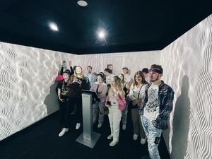 Image post by @quinlosangeles on Instagram