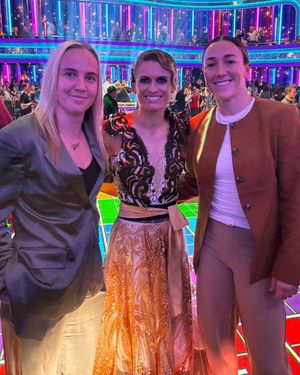 Image post by @lionesses on Instagram