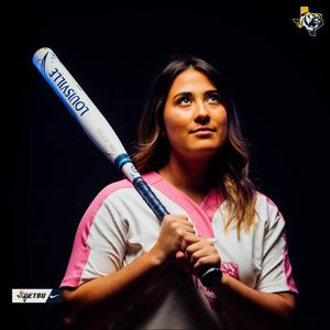 Image post by @etbu_softball on Instagram