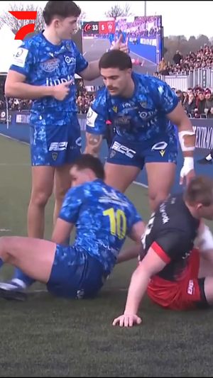 Video post by @FloRugby on Facebook