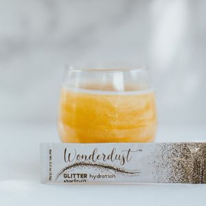 Image post by @drinkwonderdust on Instagram