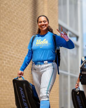 Image post by @uclasoftball on Instagram