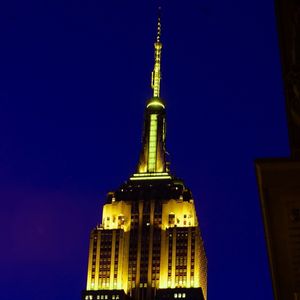 Image post by @empirestatebldg on Instagram