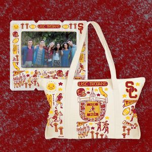 Image post by @uscbookstore on Instagram
