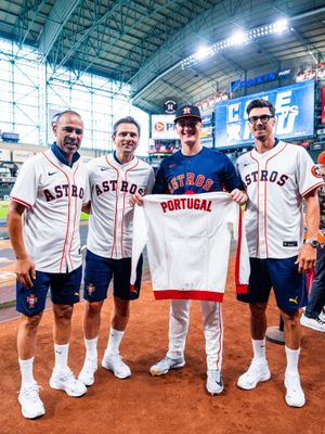 Image post by @astros on Instagram