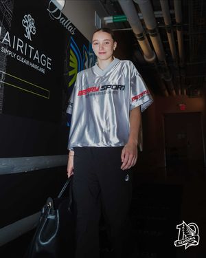 Image post by @dallaswings on Instagram