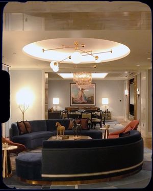 Image post by @fontainebleaulasvegas on Instagram