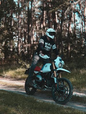 Image post by @motostylelife on Instagram