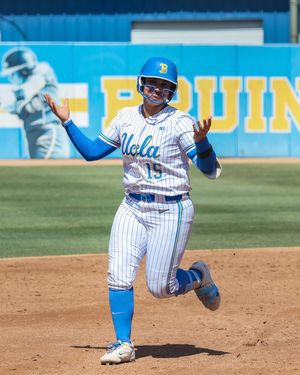 Image post by @uclasoftball on Instagram