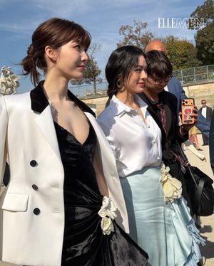 Image post by @ellemenhk on Instagram