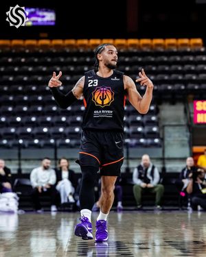 Image post by @gleaguesuns on Instagram