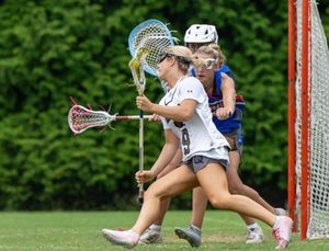 Image post by @queensroyalslax on Instagram