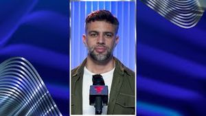 Video post by @telemundo on YouTube