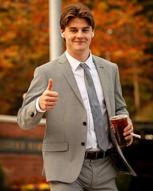 Image post by @bentleyhockey on Instagram