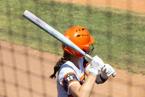 Image post by @USASoftball on Twitter