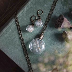 Image post by @leafyaffair on Instagram